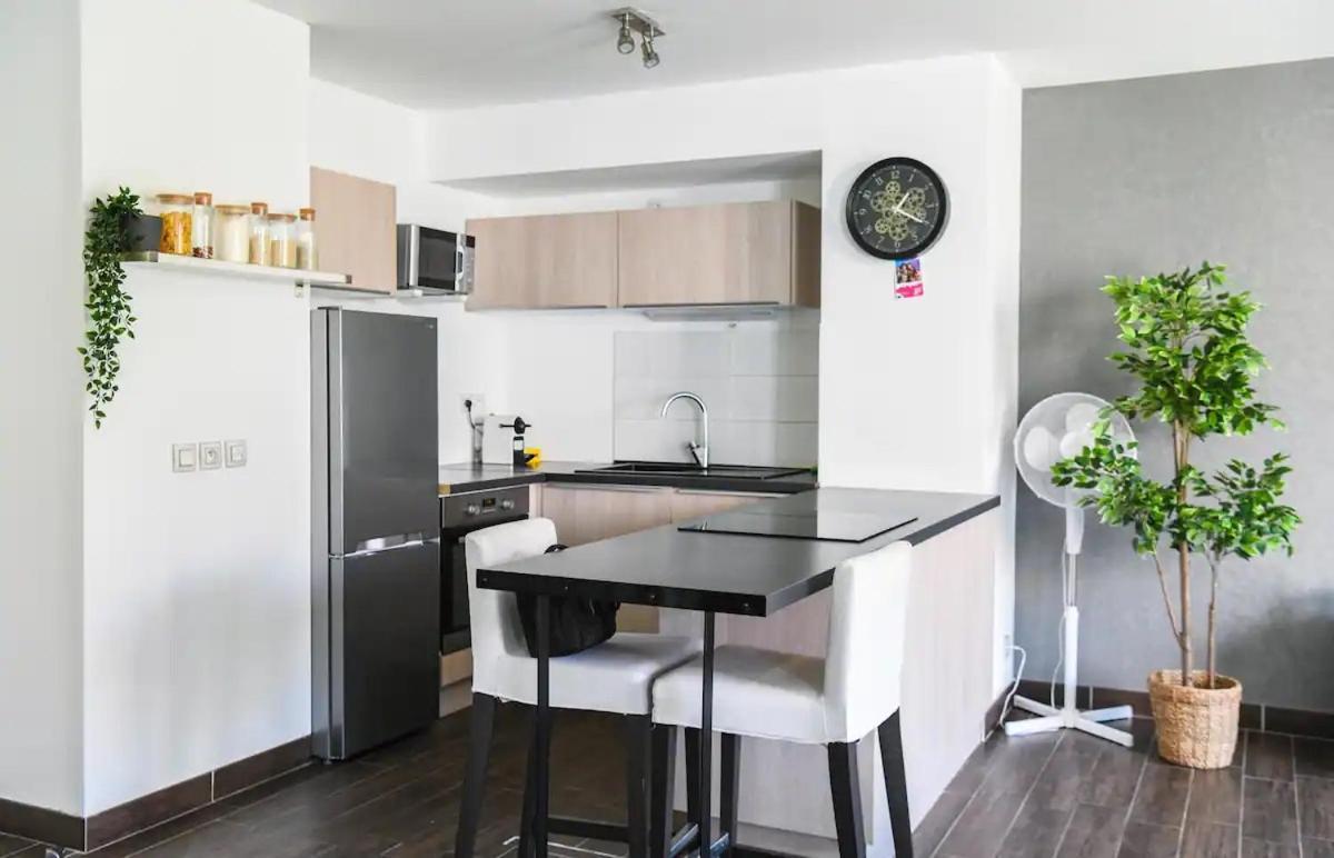 Superbe Appartement Avec Terrasse, Piscine & Parking Prive A Marseille Ngoại thất bức ảnh